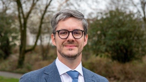 Bischof Meier und Prof. Stoll freuen sich über Papst-Ernennung