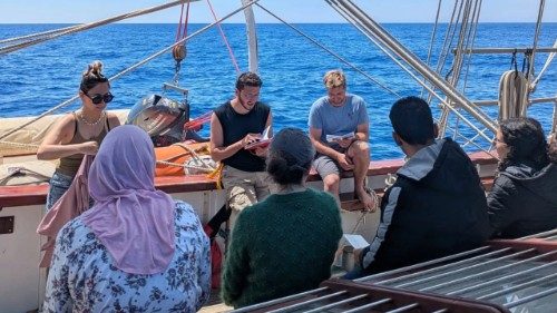 Мир і діалог у Середземномор'ї, молодь «Bel Espoir» у Стамбулі