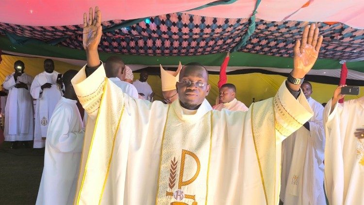 Ordenação sacerdotal do Padre Leandro José, dos Missionários de Marianhill,