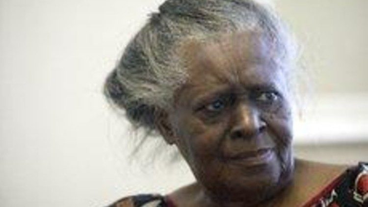 Alda Espírito Santo 