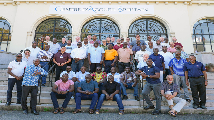 Conselho Geral Alargado (CGA) dos Espiritanos, reunido em Paris, experiência de um mundo sem fronteiras