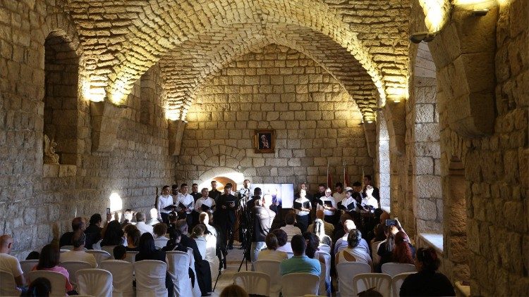 «Եկո'ւր եւ տե'ս»  ամառնային հոգեւոր ճամբարի փակման հանդիսութիւնը