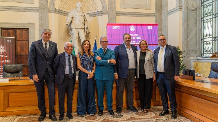 Un momento della presentazione delle iniziative per gli 80 anni dell'Agis