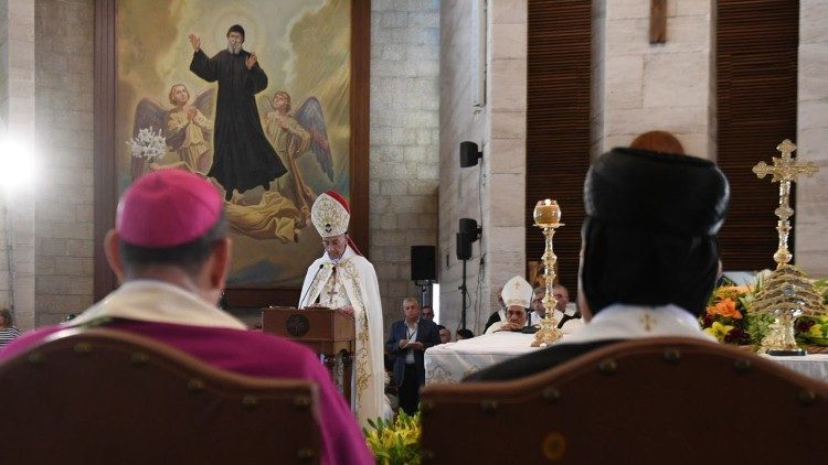 البطريرك الراعي: عيد مار شربل إعلان متجدد أن القداسة ممكنة