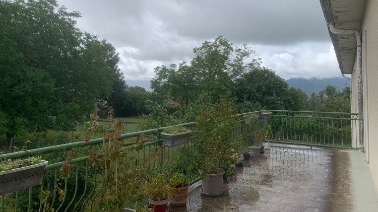 Vue de la terrasse de la collocation de Cantaous.