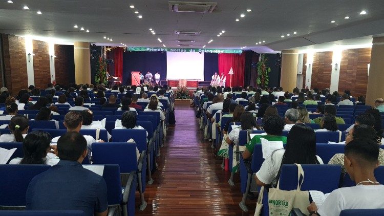 Cardeal Steiner no Nortão da Catequese