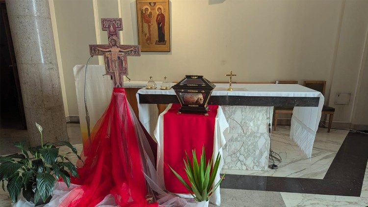 Рэліквія благаслаўлёнага Андрэя Фу Ена ў капліцы Звеставання Палаца Піа ў Рыме