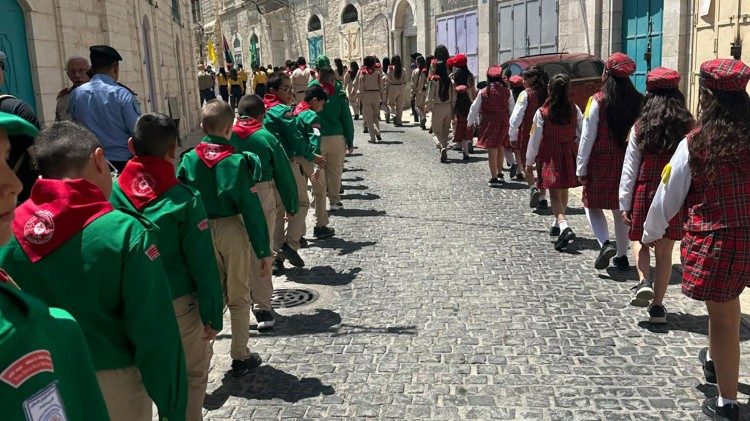 Il corteo per l'ingresso del Custode di Terra Santa a Betlemme