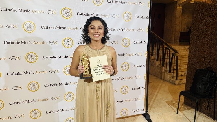 Desde México Lupita Aguilar