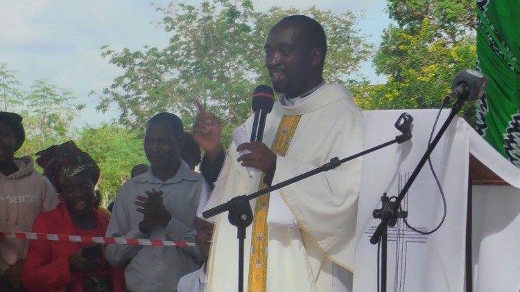 P. Salvador Bernardo, Reitor do Santuário de Meconta