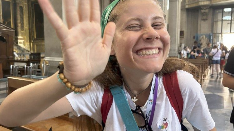 Una ragazza entusiasta 