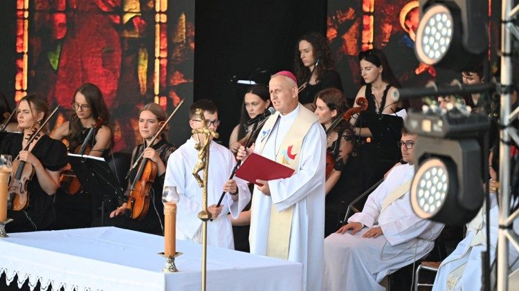 Bp Grzegorz Suchodolski podczas Casa Polonia