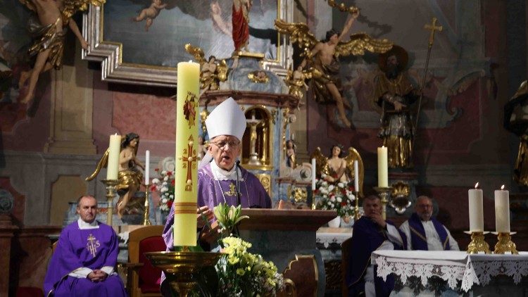U Slavonskom Brodu misa za djecu stradalu u Domovinskom ratu 