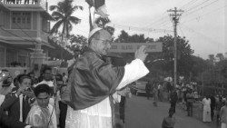 البابا بولس السادس في الهند