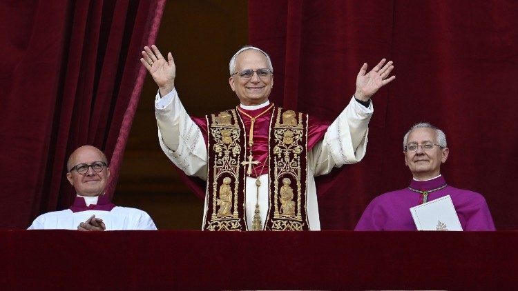 Leo bei seinem ersten öffentlichen Auftritt nach der Wahl