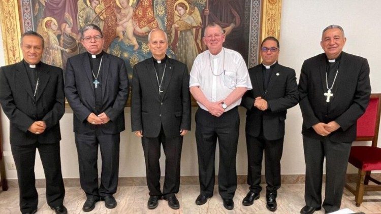 Rada latinskoamerických a karibských episkopátů s biskupem Prevostem