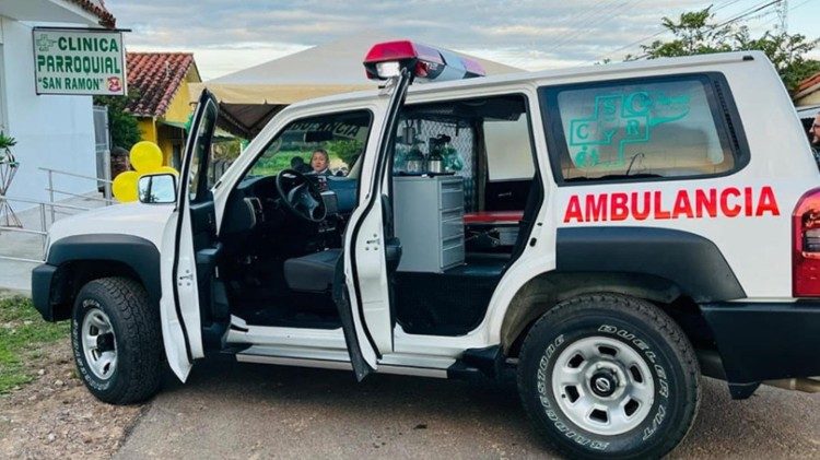 Nowy ambulans dla kliniki w Boliwii dzięki wsparciu z Polski (Fundacja Pro Spe)