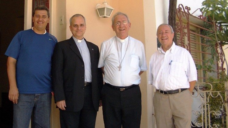 Portal del Obispado de Holguín donde también estuvo el Papa Francisco en 2015