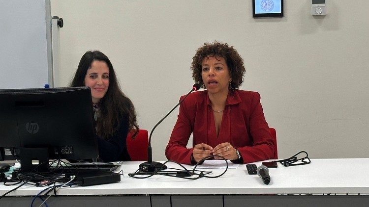 A Professora, Graça de Pina, uma das artífices e intervenientes no encontro