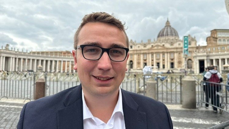 Julian Kendziora auf dem Petersplatz