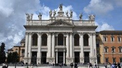 Bazilika sv. Jana na Lateránu, průčelí