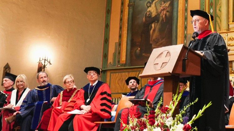 Padre Antonio Spadaro all'Università di Santa Clara