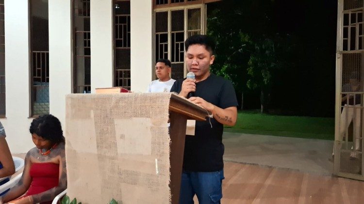 Primeira leitura foi proclamada pelo jovem Gersinildo Karu Munduruku, na sua língua de origem, o Munduruku.