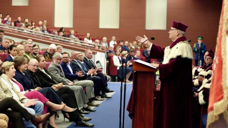 Ks. prof. Ryszard Czekalski (UKSW)