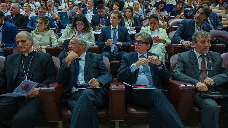 Representantes de Scholas y CAF