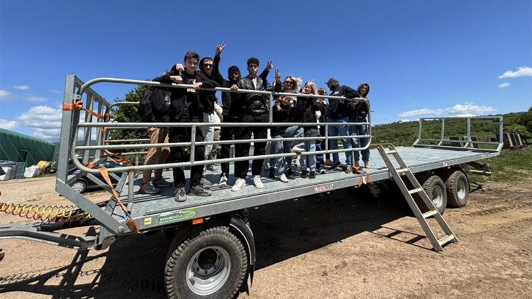 JRS. Mladi na izletu u Lici (foto: Isusovačka služba za izbjeglice - JRS)