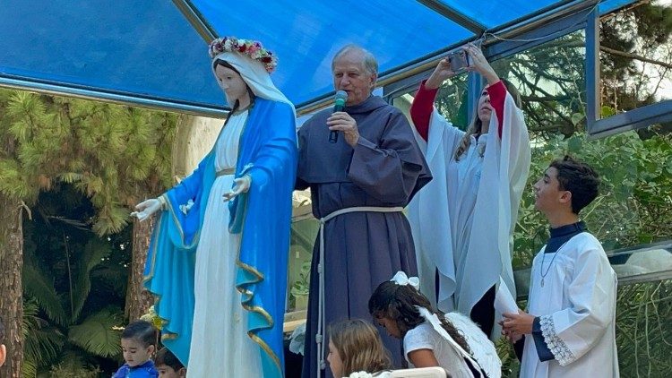 Milícia da Imaculada realiza festa de coroação de Nossa Senhora