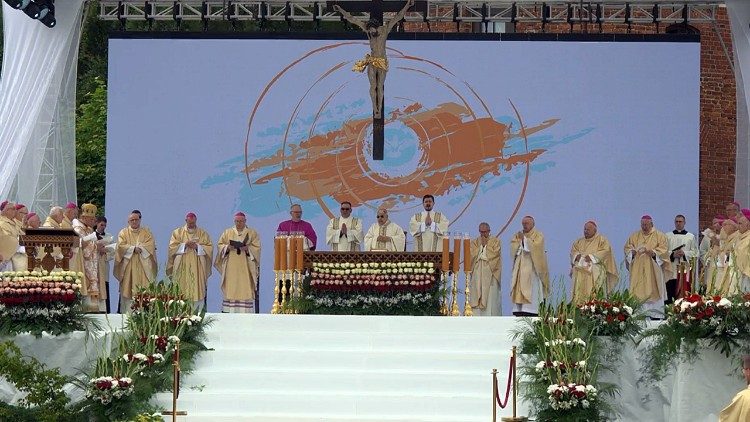 La messa con rito di beatificazione di Christophora Klomfass e 14 compagne