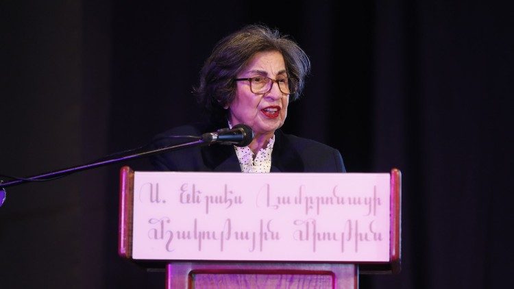 Տիկ. Սեդա Խտըշեա