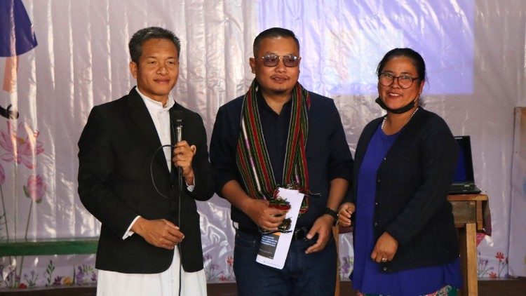 Fr. Athanasius Mung, Dr Steve Tungnung, and Sarah Suannuam at the mental health programme