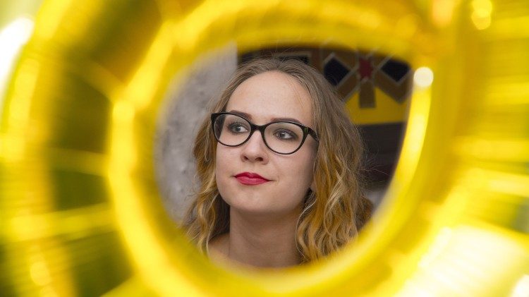 Yesu anakutana na Mwanamke Msamaria: Kiu ya huruma ya Mungu