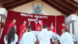 Kremitimi i festes liturgjike te Martirit dom Gjon Gazulli, ne dioqezen e Sapes