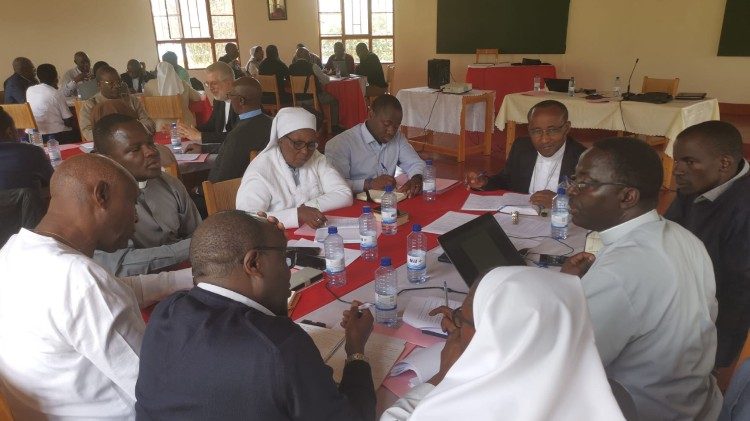 Missionários da sinodalidade em Ruanda - Encontro da Conferência Episcopal de Ruanda