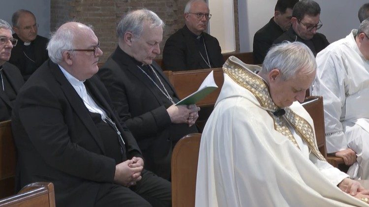 Un'altra immagine della preghiera pe ril Papa