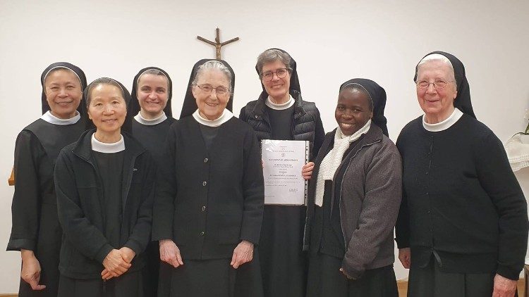 Общността на сестрите бенедиктинки в Царев Брод