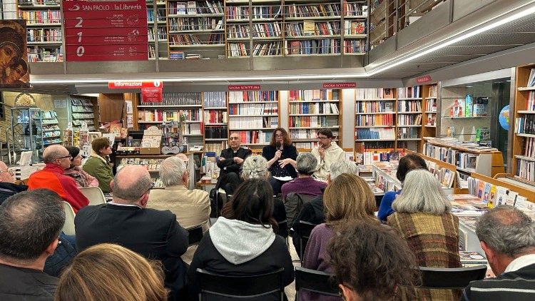 Presentazione del libro di padre Adrien Candiard presso la Libreria San Paolo in via della Conciliazione a Roma