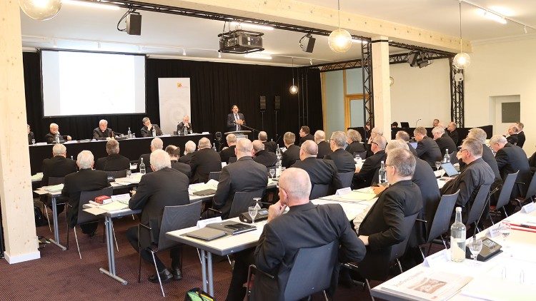 A német püspöki konferencia plenáris ülése