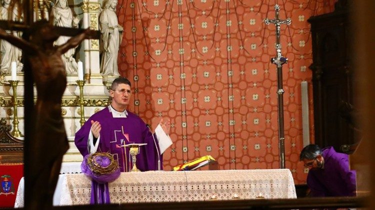 U sarajevskoj katedrali slavljena misa za mir u okviru europskog euharistijskog lanca molitve