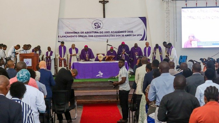 Missa de abertura do ano académico e lançamento das celebrações dos 30 anos da UCM