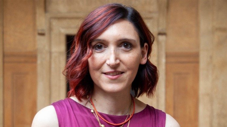 La poetessa Isabella Leardini (foto di Alessandro Natalini)