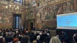 Presentación del libro "¡Viva la poesía!", una recolección del magisterio de Francisco sobre la poesía, viernes 21 de marzo de 2025.