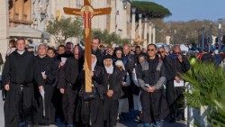 Peregrinación de los responsables de la Familia Agustino Recoleta a la basílica de san Pedro