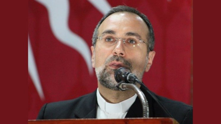 Мансеньёр Іньяцыа Чэфаліа