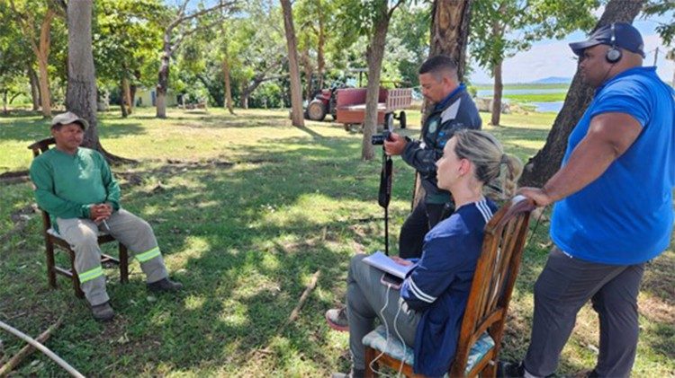 Equipe da TV Aparecida