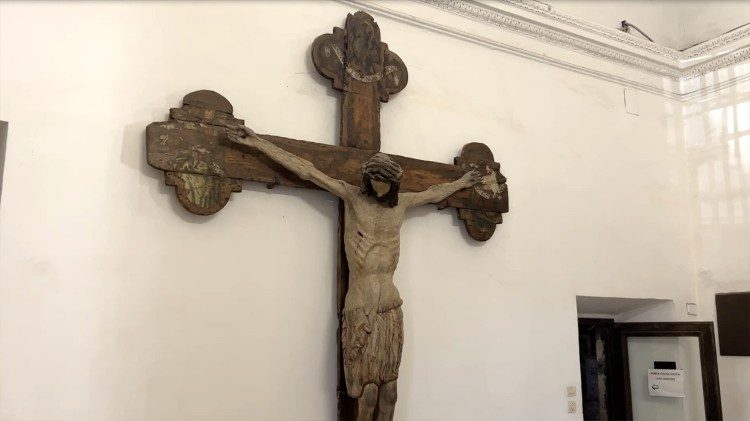 Il Crocifisso di fronte al quale pregava San Filippo Neri