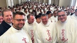 Ks.prof. Mateusz Potoczny (drugi od lewej) podczas Jubileuszu Świata Wychowania w Watykanie